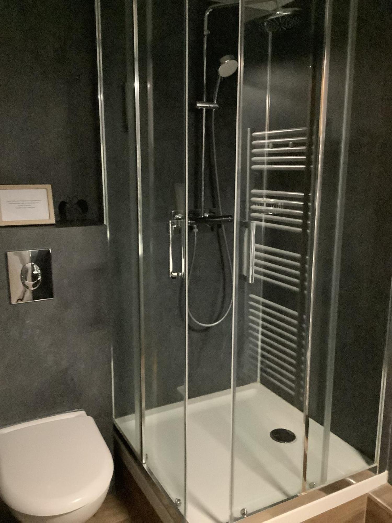 Logis Le Marronnier Buffon Quarto foto