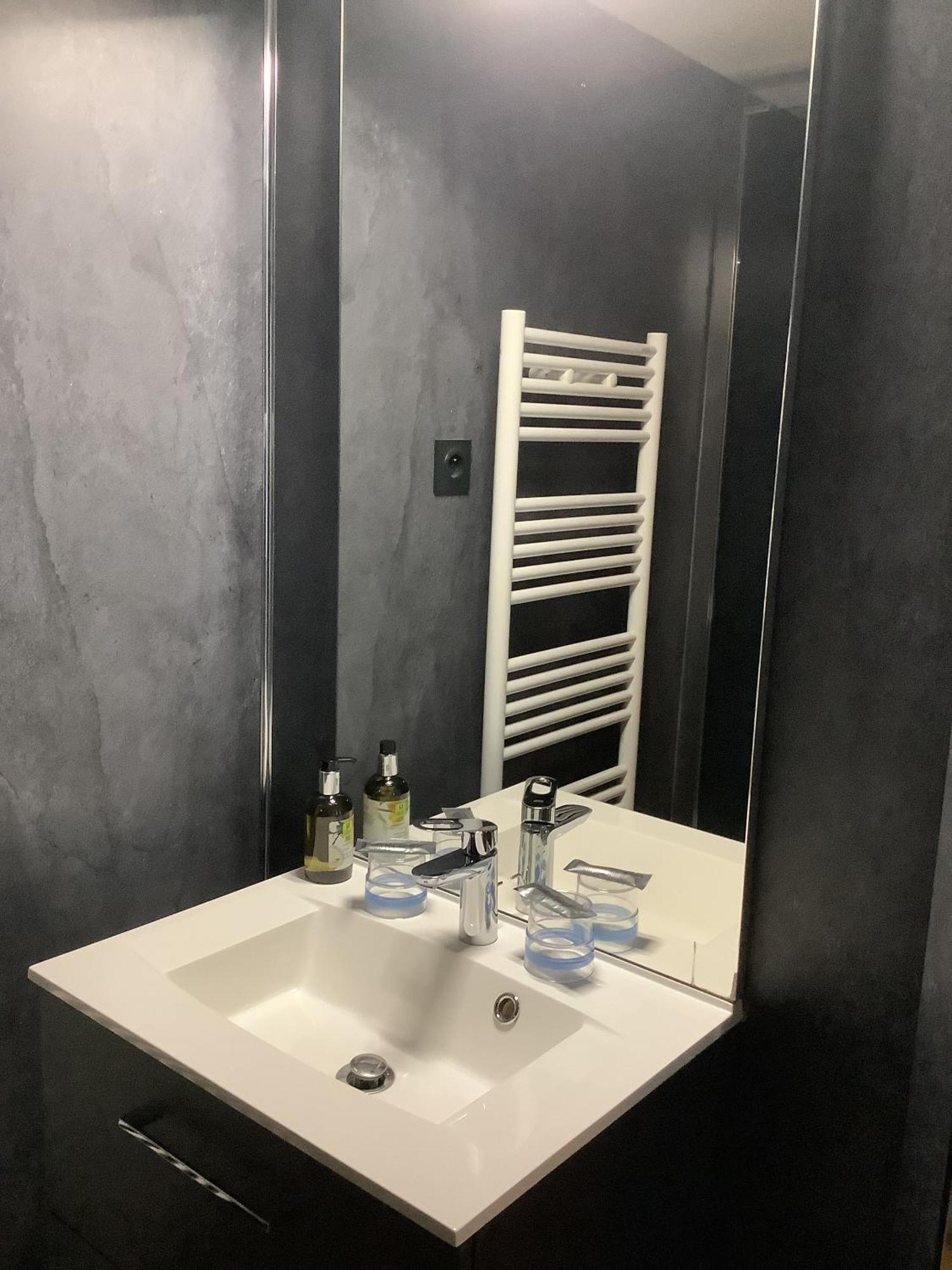 Logis Le Marronnier Buffon Quarto foto
